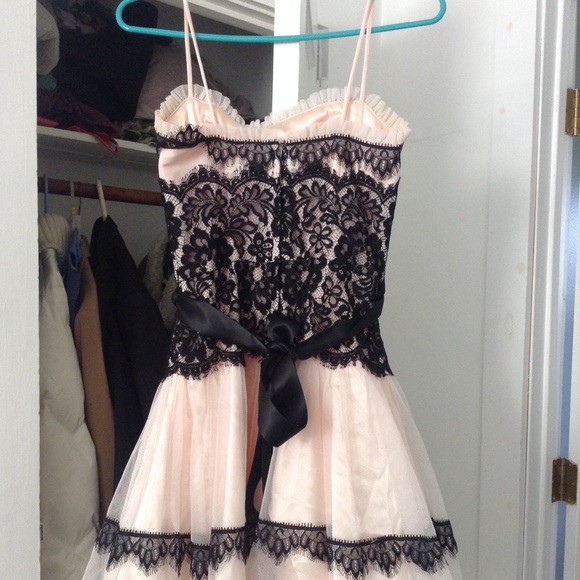 Jessica McClintock Prom Dress - Picture 2 of 4